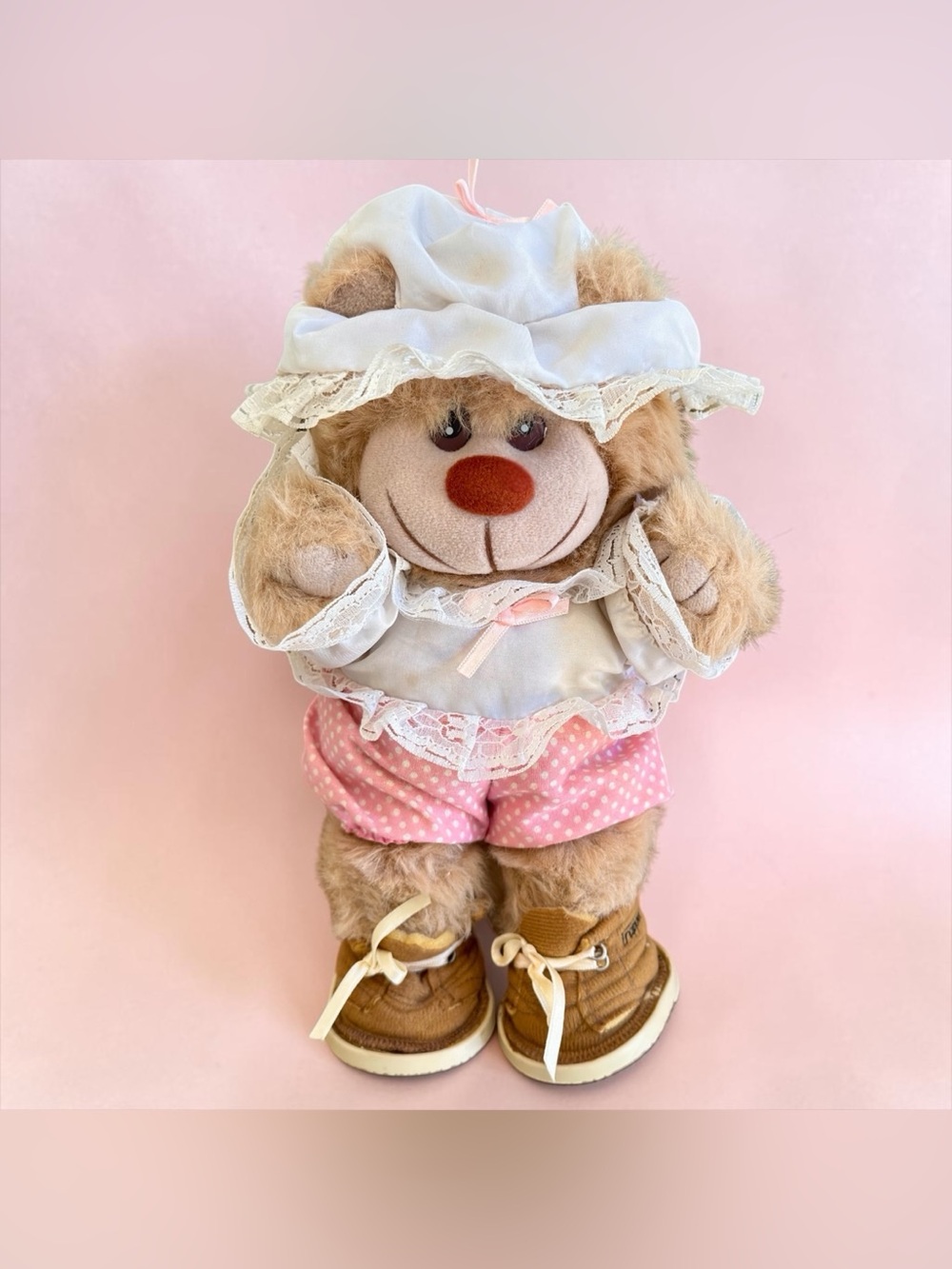 Trappers bear vintage collectible 1980s bear bonnet shoes adorable!